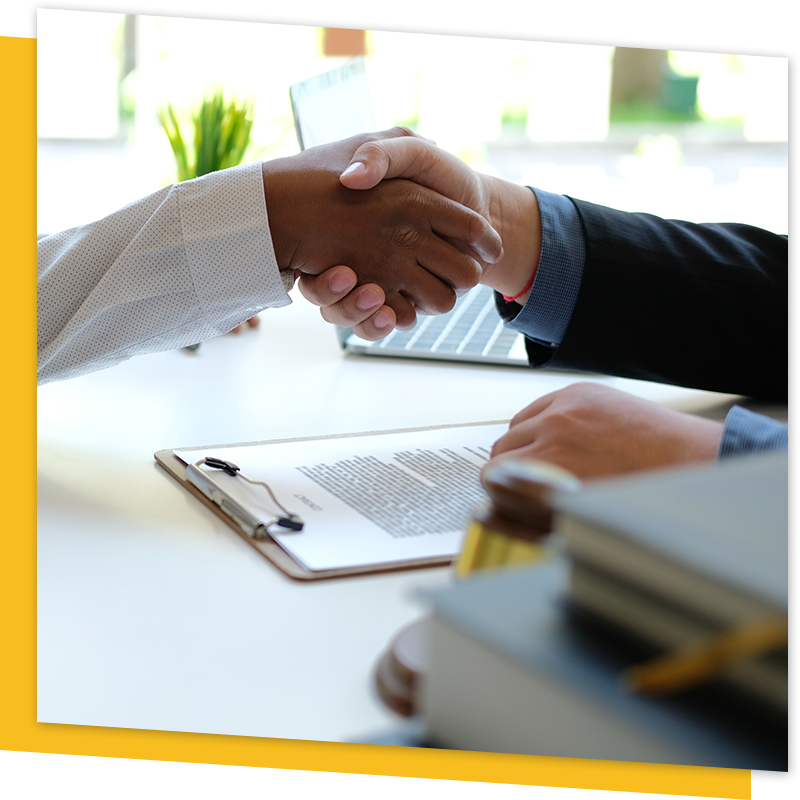 handshake with mortgage agent
